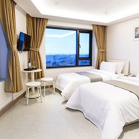 Rezion Hotel Σεογκουίπο Εξωτερικό φωτογραφία