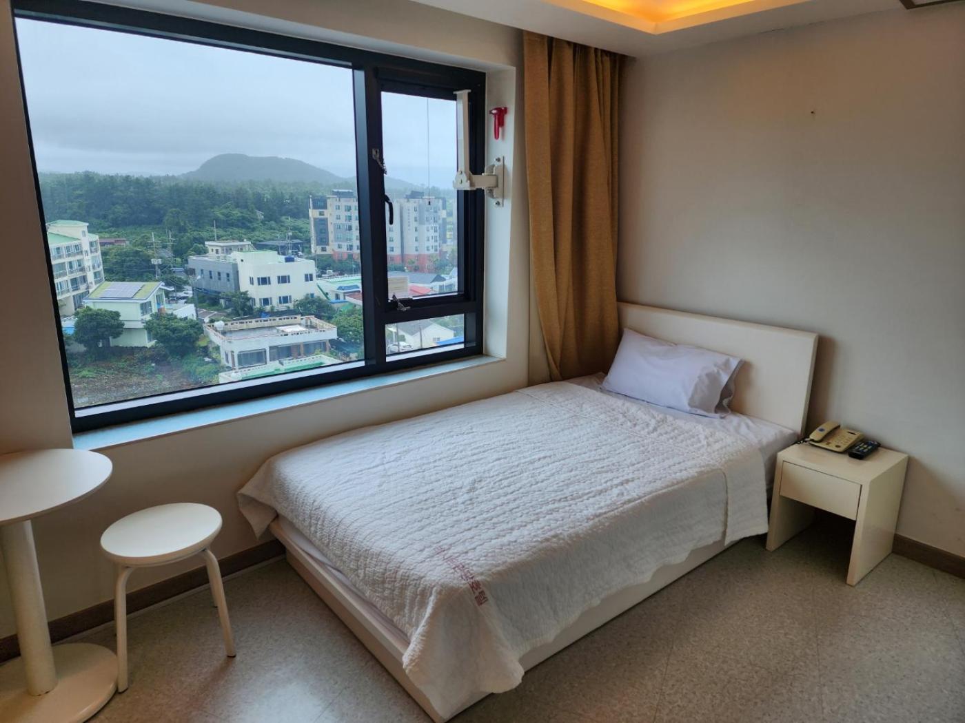 Rezion Hotel Σεογκουίπο Εξωτερικό φωτογραφία