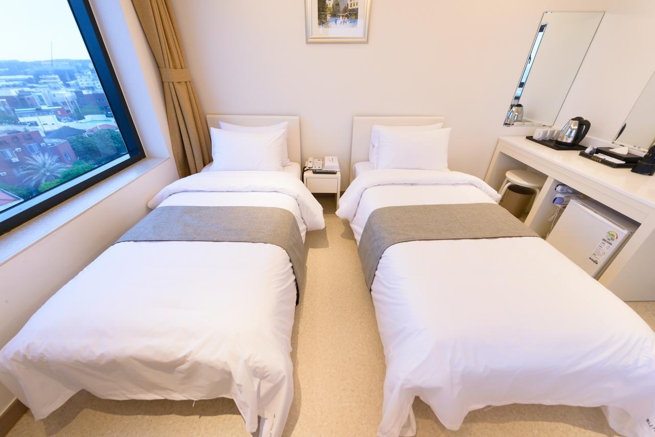 Rezion Hotel Σεογκουίπο Εξωτερικό φωτογραφία